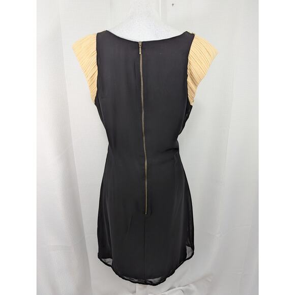 LONDON DRESS COMPANY! BLACK CHIFFON W/GOLDEN NUDE SHOULDER DETAIL DRESS! SZ 10 - Picture 5 of 9